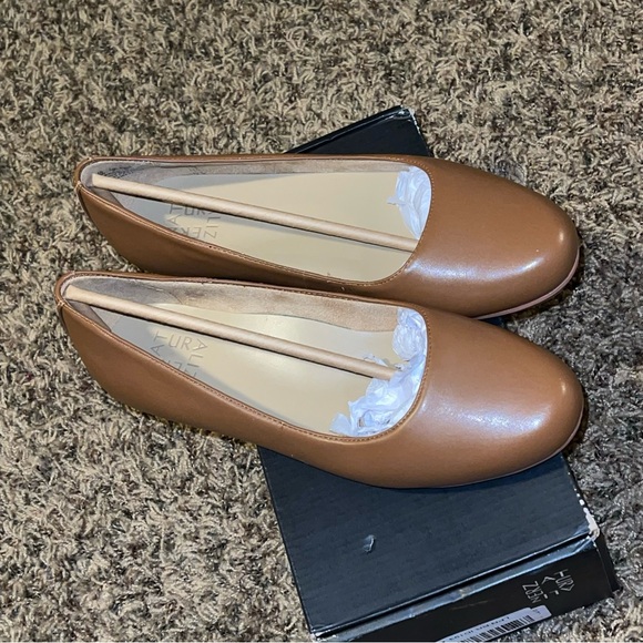 Naturalizer Womens Maxwell Brown Ballet Flats Shoes Size 8.5 Medium New - Picture 3 of 7